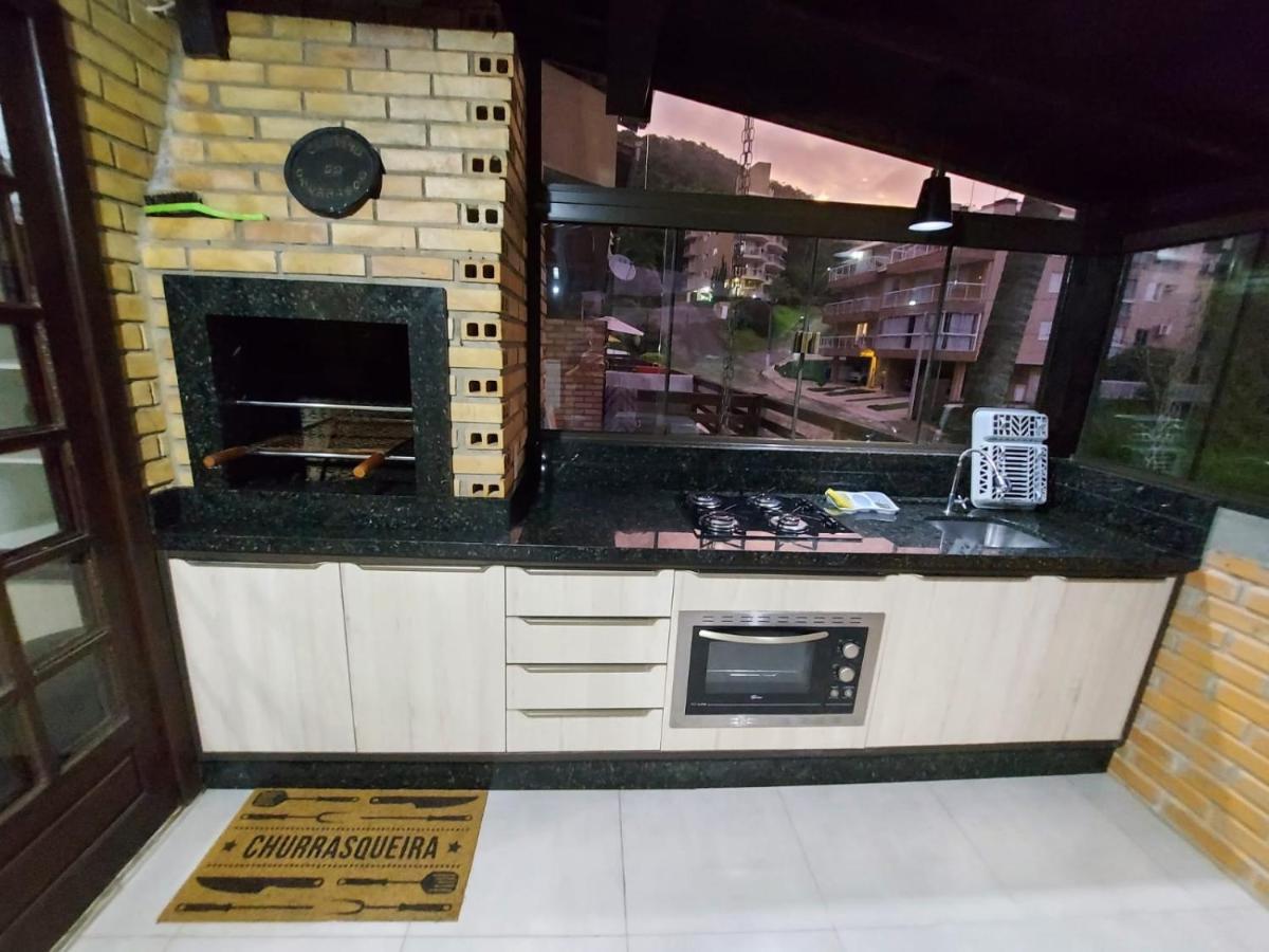 Apartamento 12 - Bombinhas - 200 Metros Da Praia Dış mekan fotoğraf