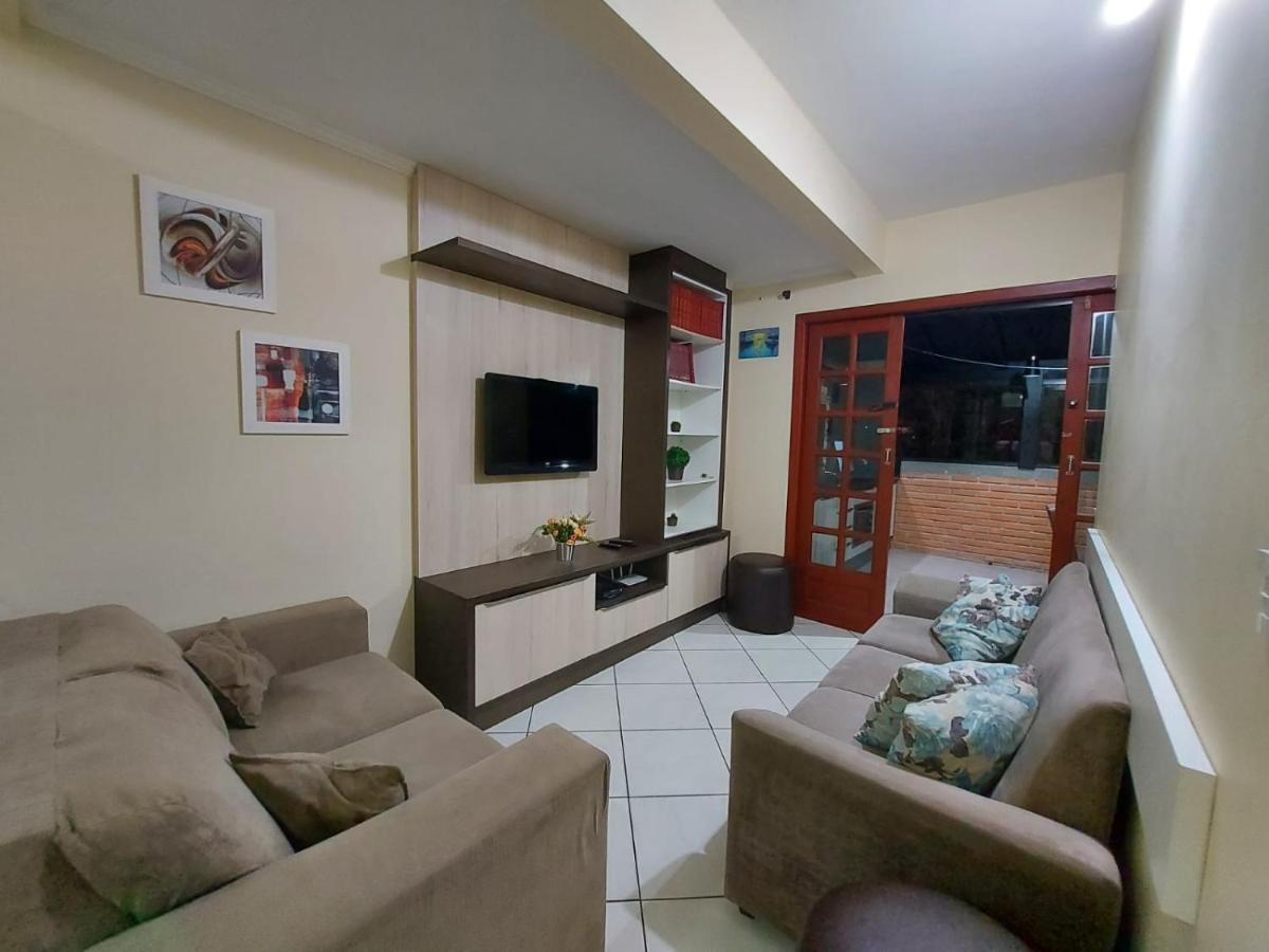 Apartamento 12 - Bombinhas - 200 Metros Da Praia Dış mekan fotoğraf