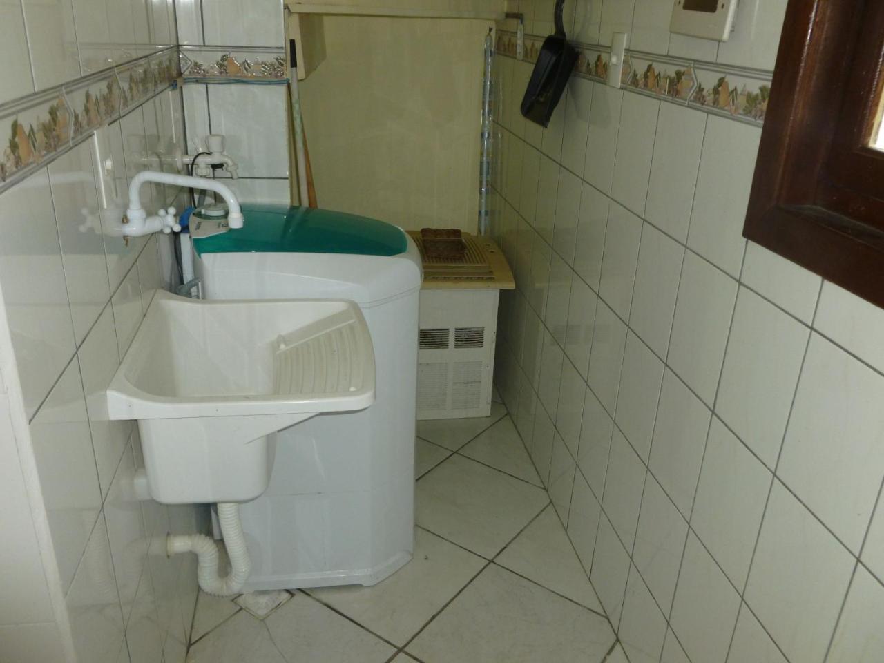 Apartamento 12 - Bombinhas - 200 Metros Da Praia Dış mekan fotoğraf